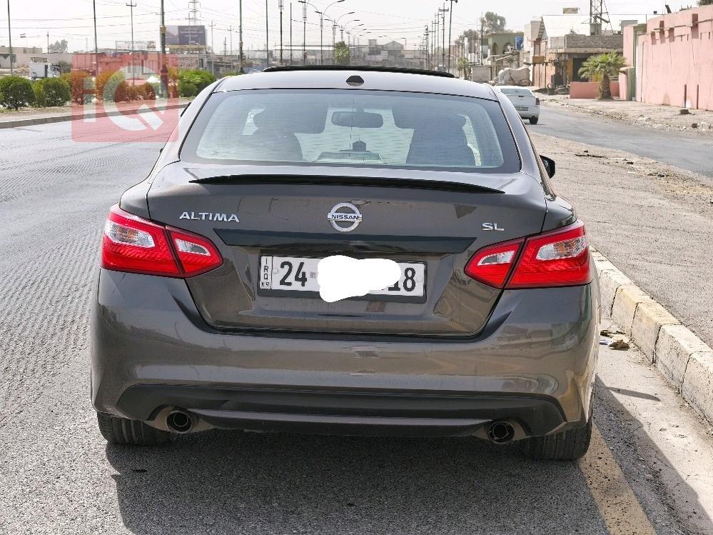 Nissan Altima